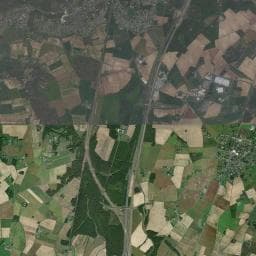 Vue aérienne des environs de Camping municipal (3)