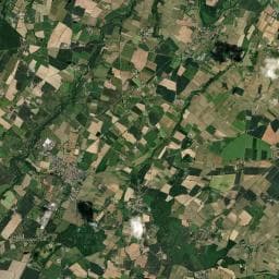 Vue aérienne des environs de AIRE DE STATIONNEMENT AUBIGNE SUR LAYON