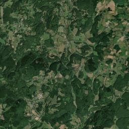 Vue aérienne des environs de Aire de camping-car de Moux-en-Morvan