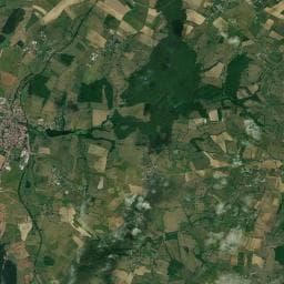 Vue aérienne des environs de Camping Huttopia Etang de Fouché