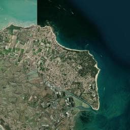Vue aérienne des environs de Caravaning de la baie