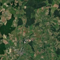 Vue aérienne des environs de Aire de camping-car à Moulins-Engilbert (2)