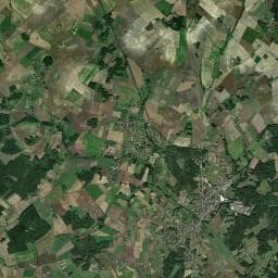 Vue aérienne des environs de Aire Municipale de Camping-Car de Lencloître