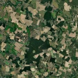 Vue aérienne des environs de Camping Municipal du Plan d'Eau