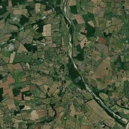 Vue aérienne des environs de Aire de camping-car à Château-sur-Allier