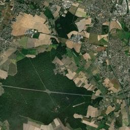 Vue aérienne des environs de Aire de camping-car à Saint-Denis-de-Vaux (2)