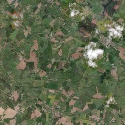 Vue aérienne des environs de Aire de Camping-Car - au Fil du Lay