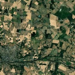 Vue aérienne des environs de Aire de camping-car à Saint-Aigny