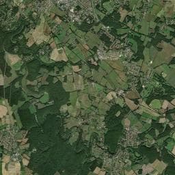 Vue aérienne des environs de Camping à Saint-Benoît (2)