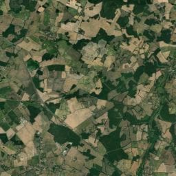 Vue aérienne des environs de Aire d'Accueil de Camping-Car du Domaine de Dienné