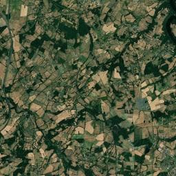 Vue aérienne des environs de Aire de camping-car à Bazaiges