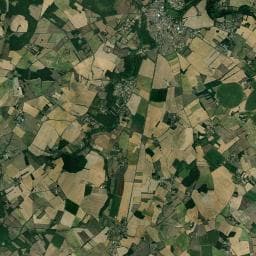 Vue aérienne des environs de Aire de Services de Camping-Car de Gençay