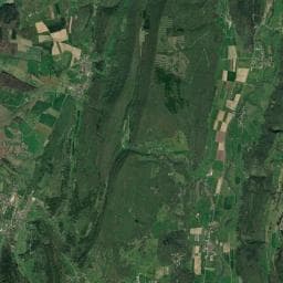 Vue aérienne des environs de Camping Municipal Chavannes-sur-Suran