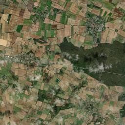 Vue aérienne des environs de Aire de camping-car à Saint-Cyr-du-Doret (2)