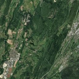 Vue aérienne des environs de Aire camping-car Izernore