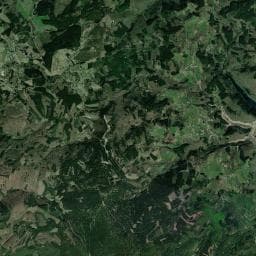 Vue aérienne des environs de Aire de camping-car à Arcon