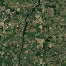 Vue aérienne des environs de Aire de camping-car de Confolens
