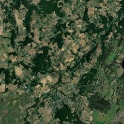 Vue aérienne des environs de Aire de camping-car à Manzat