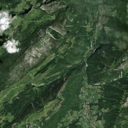 Vue aérienne des environs de Refuge de Spée