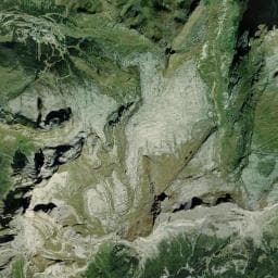 Vue aérienne des environs de Refuge de Platé