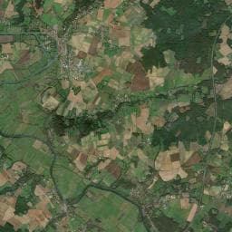 Vue aérienne des environs de Aire de camping car de Le Mung