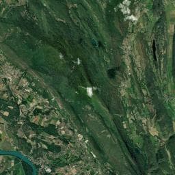 Vue aérienne des environs de Camping à Conzieu