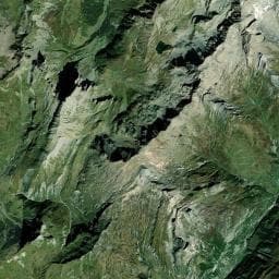 Vue aérienne des environs de Refuge de la Balme