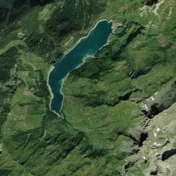 Vue aérienne des environs de Refuge de Presset