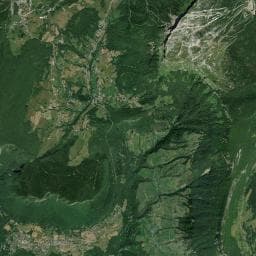 Vue aérienne des environs de Aire de bivouac - véhicule (4)