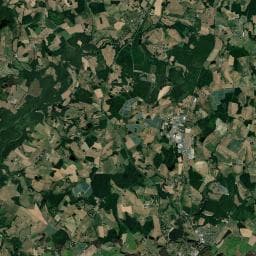 Vue aérienne des environs de Camping municipal de l'Étang d'Arfeuille