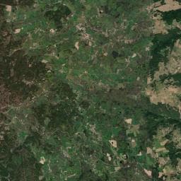 Vue aérienne des environs de Aire de camping-car à Lérigneux
