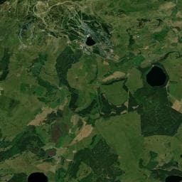Vue aérienne des environs de Aire de camping-car à Saint-Victor-la-Rivière (2)