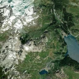 Vue aérienne des environs de Camping municipal de Tignes