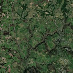 Vue aérienne des environs de Aire d'accueil de camping-cars d'Uzerche