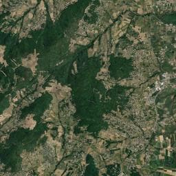 Vue aérienne des environs de Camping du Bas Larin