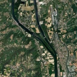 Vue aérienne des environs de Aire de camping-car à Salaise-sur-Sanne