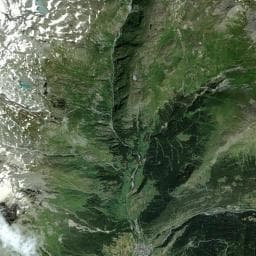 Vue aérienne des environs de Refuge du Lac Blanc