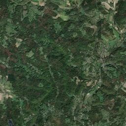 Vue aérienne des environs de Aire de camping-car à Château-l'Évêque