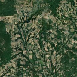 Vue aérienne des environs de Aire de camping-car à Montagne