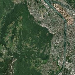 Vue aérienne des environs de Les 3 Pucelles