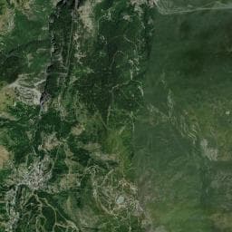 Vue aérienne des environs de Aire de camping-car à Saint-Martin-d'Arc