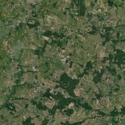Vue aérienne des environs de Camping municipal de Teuillac