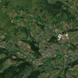 Vue aérienne des environs de Aire de camping-car à Laveissière
