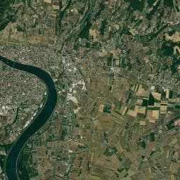 Vue aérienne des environs de Parking nuit — Tain-l'Hermitage