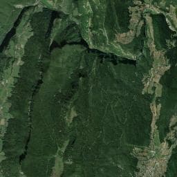 Vue aérienne des environs de Bivouac à Corrençon-en-Vercors