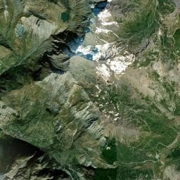 Vue aérienne des environs de Camping Municipal d'Arsine