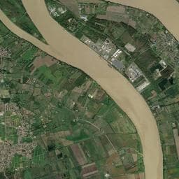 Vue aérienne des environs de Aire de camping-car à Ambès