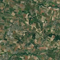 Vue aérienne des environs de Aire naturelle de camping les Rosiers