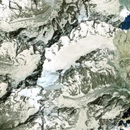 Vue aérienne des environs de bivouac du glacier blanc