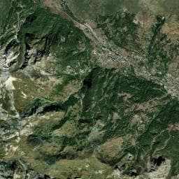 Vue aérienne des environs de Parking camping-car Carserre Chevalier Vallée, Le Bez